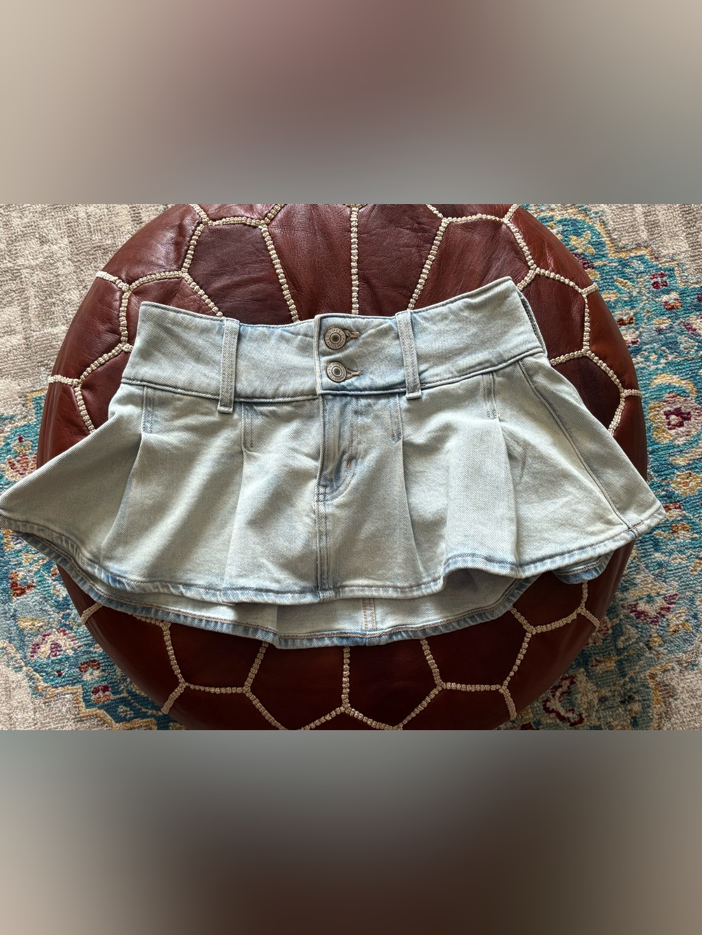 NWT American Eagle Pleated Super Low-Rise Denim Micro Scort - Light Wash 00 / 24